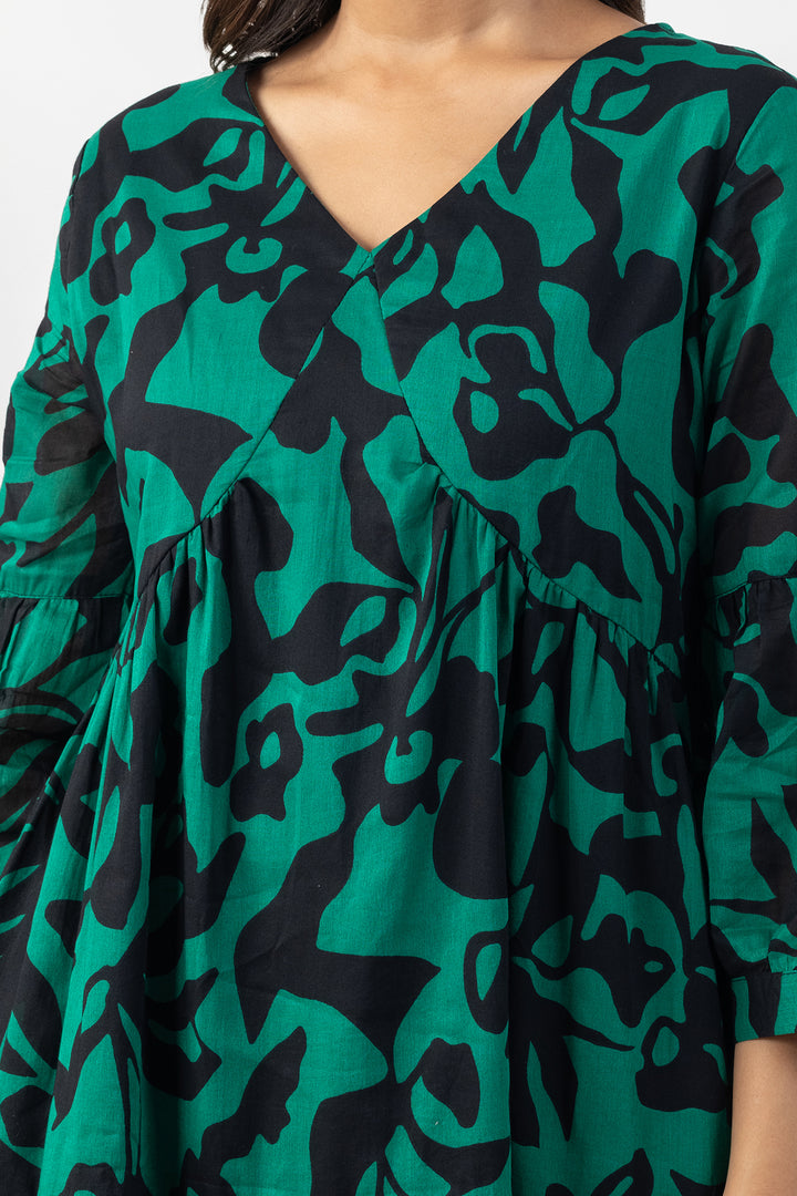 Green &amp; Black Printed Cotton Dress with V Neck
