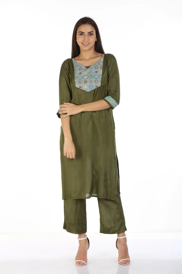 Green Solid Dupatta with Gotta
