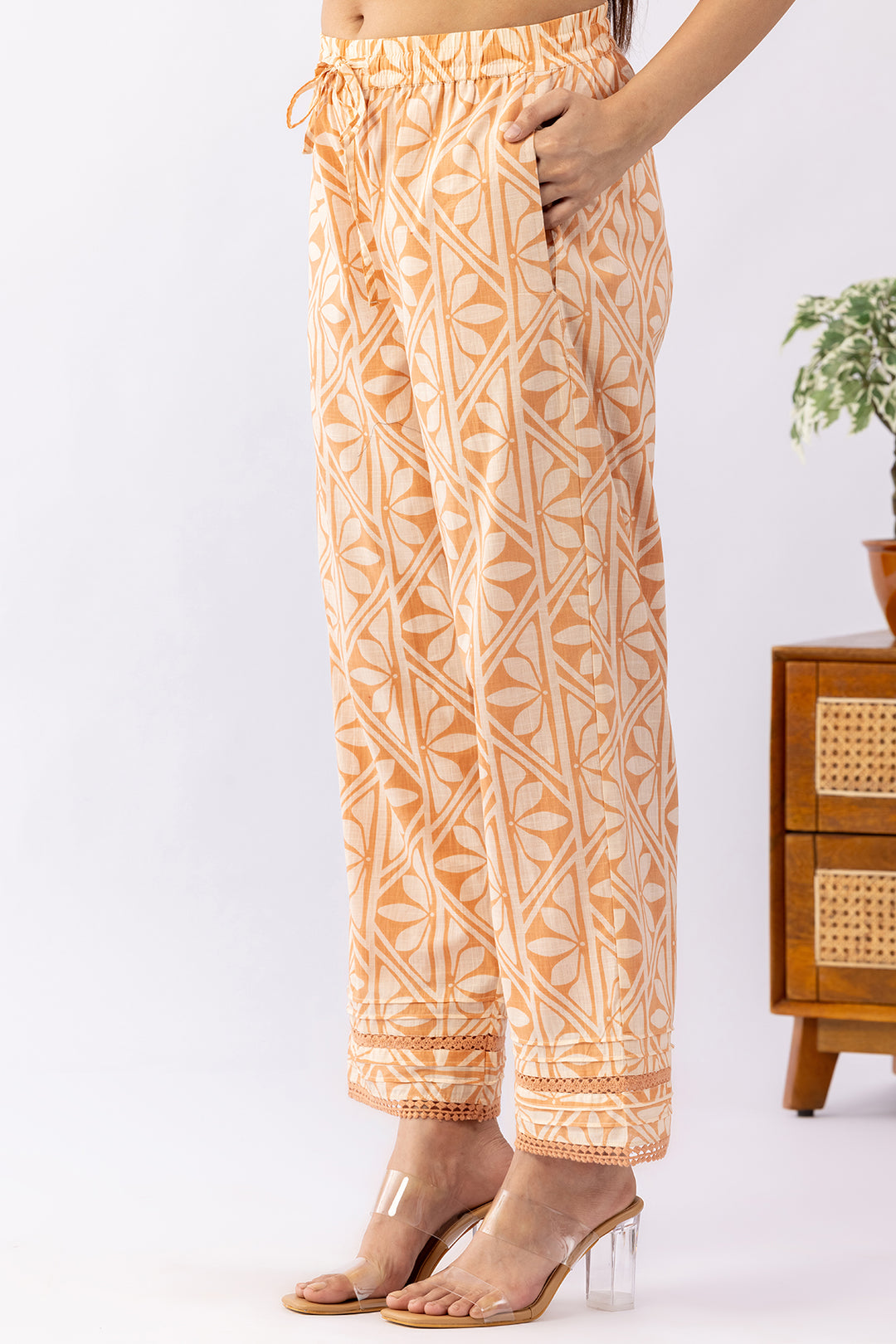 Off White Regular Fit Printed Cotton Palazzo