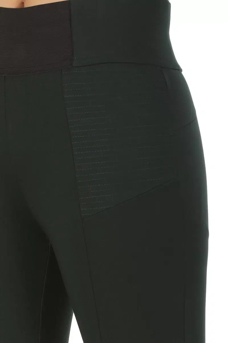 Green Slim Fit Solid Elasticated Jeggings