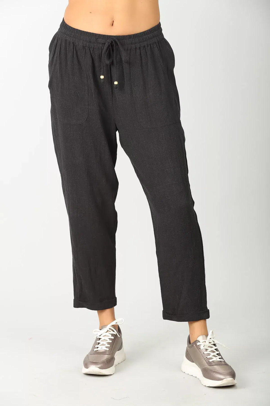 Dark Charcoal mid-rise solid pant