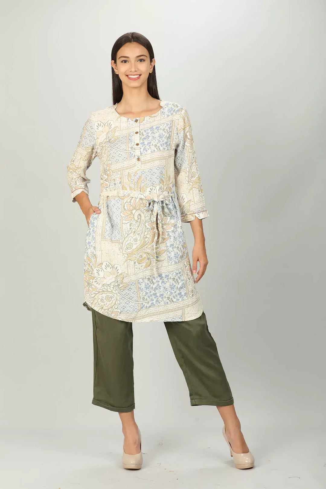 Olive Green solid mid-rise pant