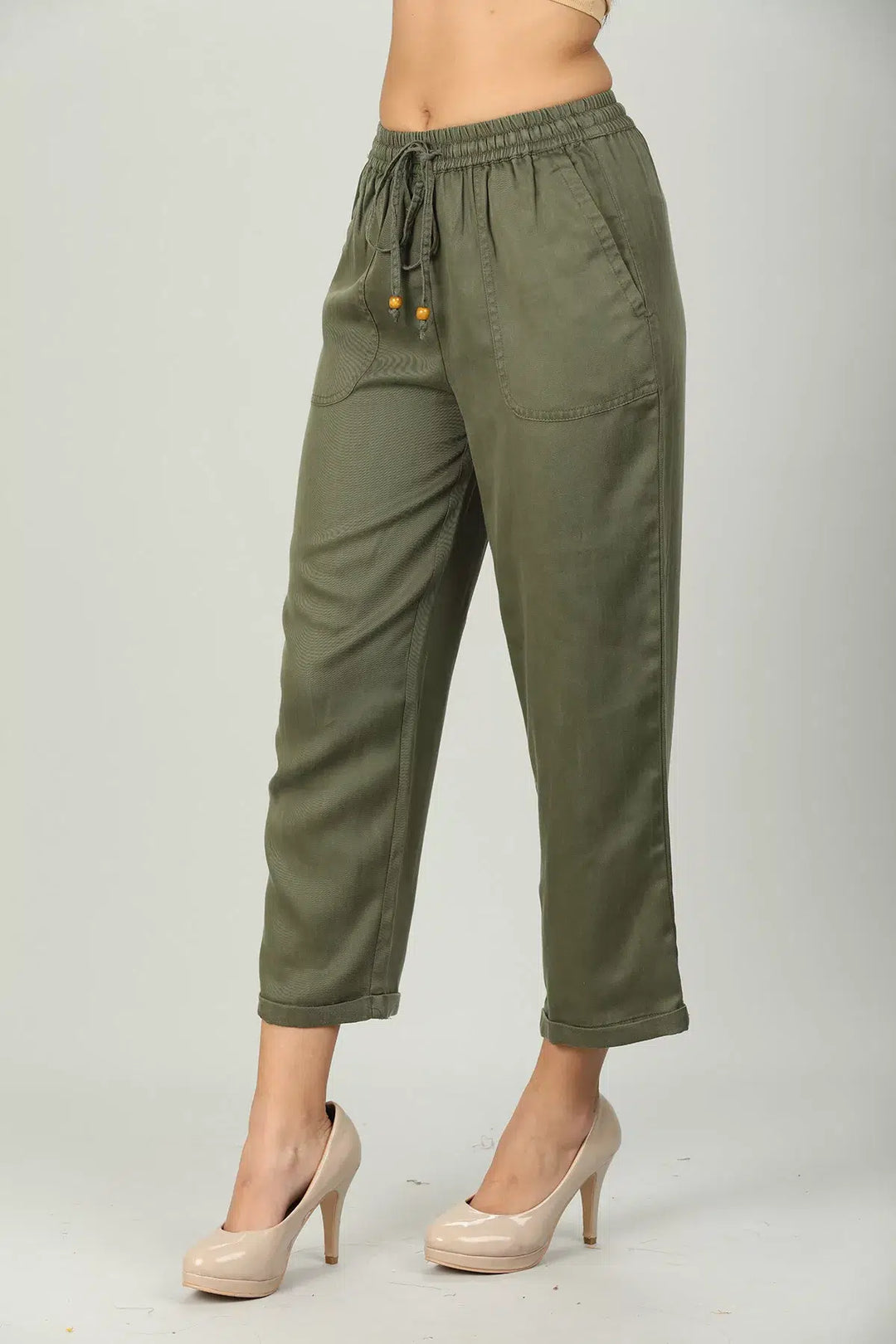 Olive Green solid mid-rise pant