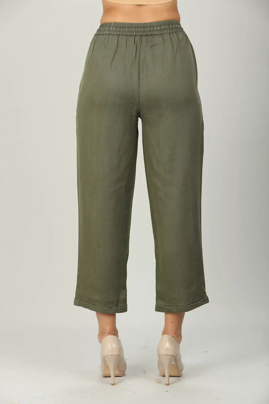 Olive Green solid mid-rise pant