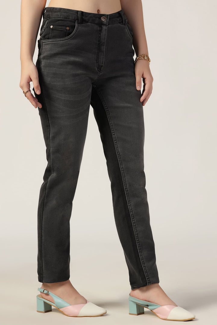 Black Solid Slim-Fit Denim