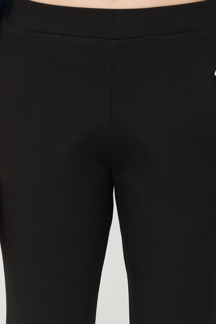 Black Solid Regular Fit Pants