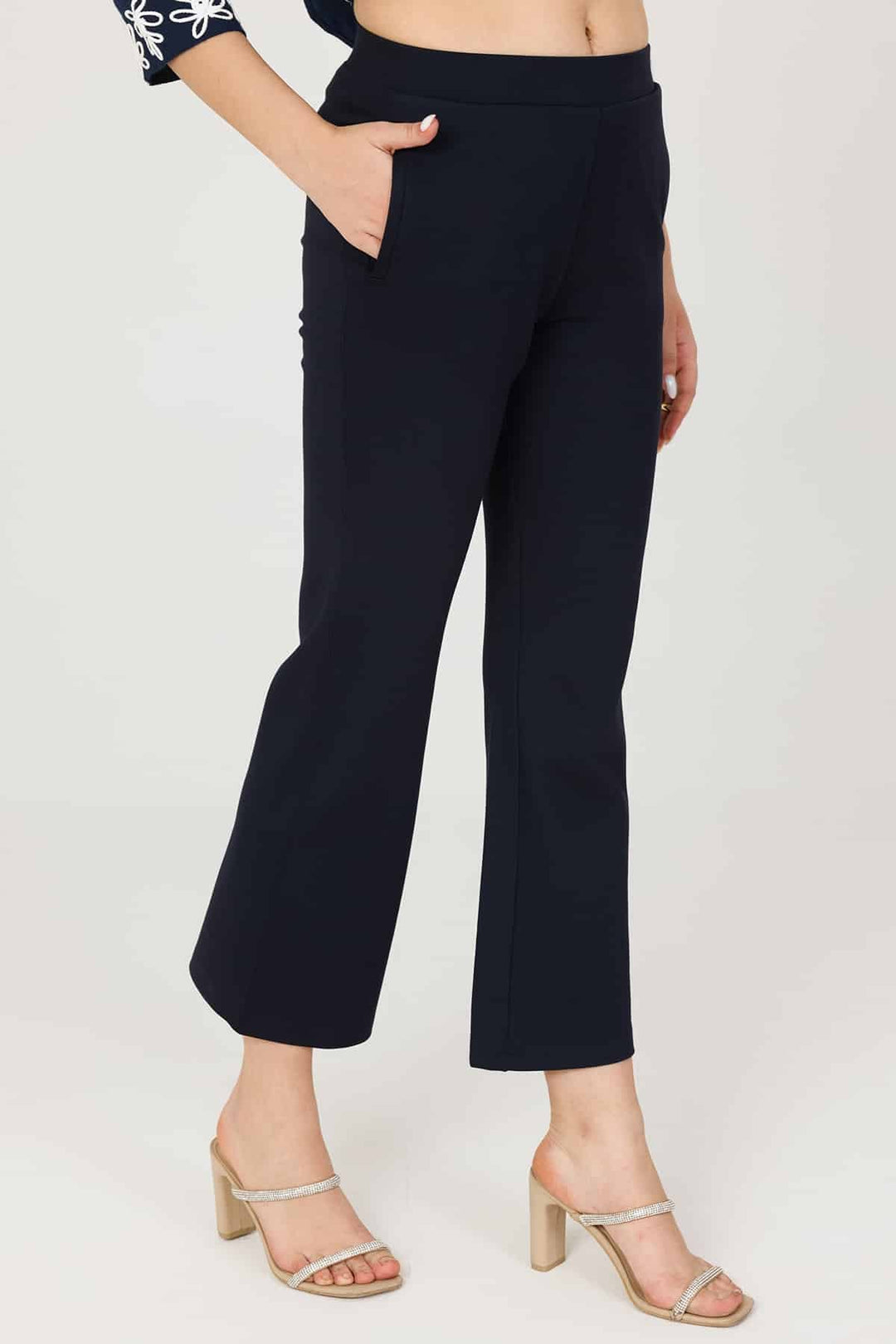 Blue Solid Slim Fit Pants