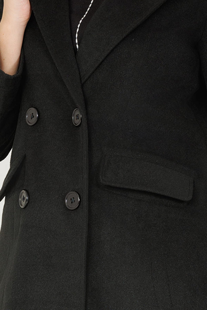Fur-Embossed Lapel Winter Overcoat - Black