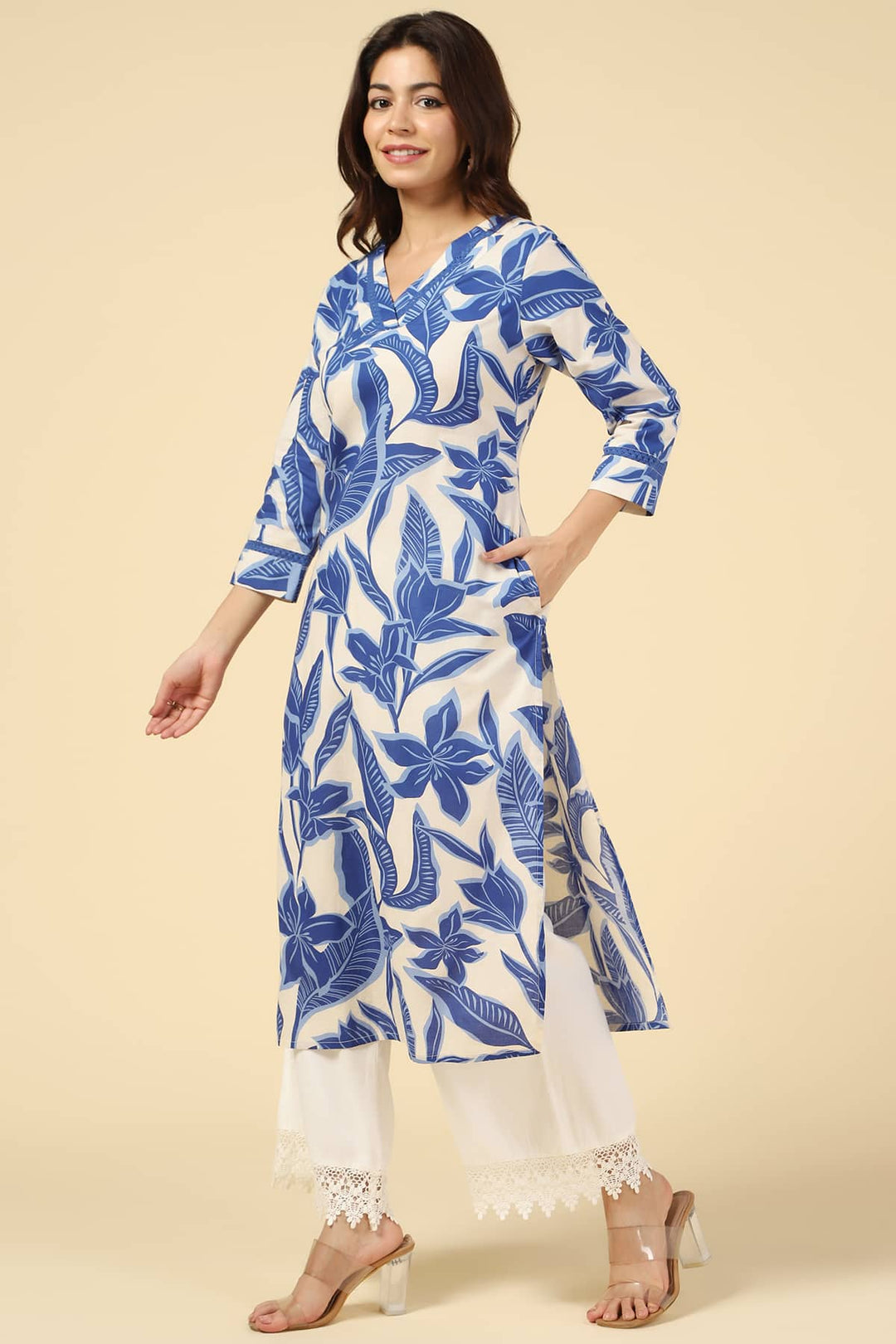 White &amp; Blue Floral Printed Cotton Kurti