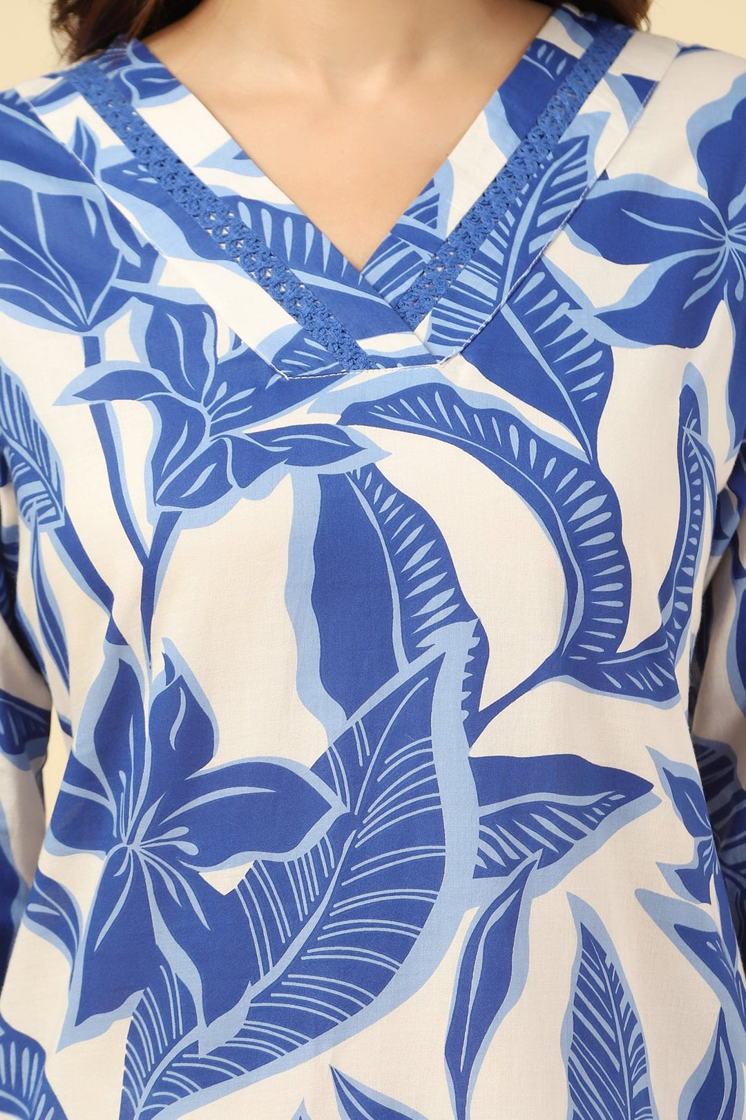 White &amp; Blue Floral Printed Cotton Kurti
