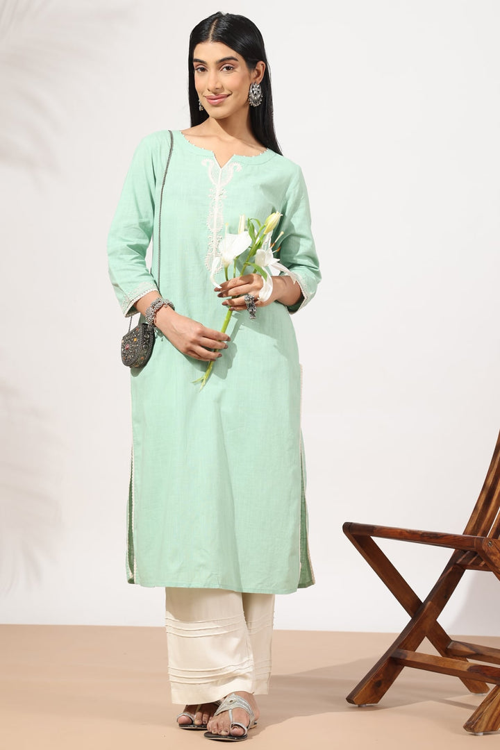 Green Embroidered Cotton Slub Kurti with Round Neck &amp; 3/4th Sleeves