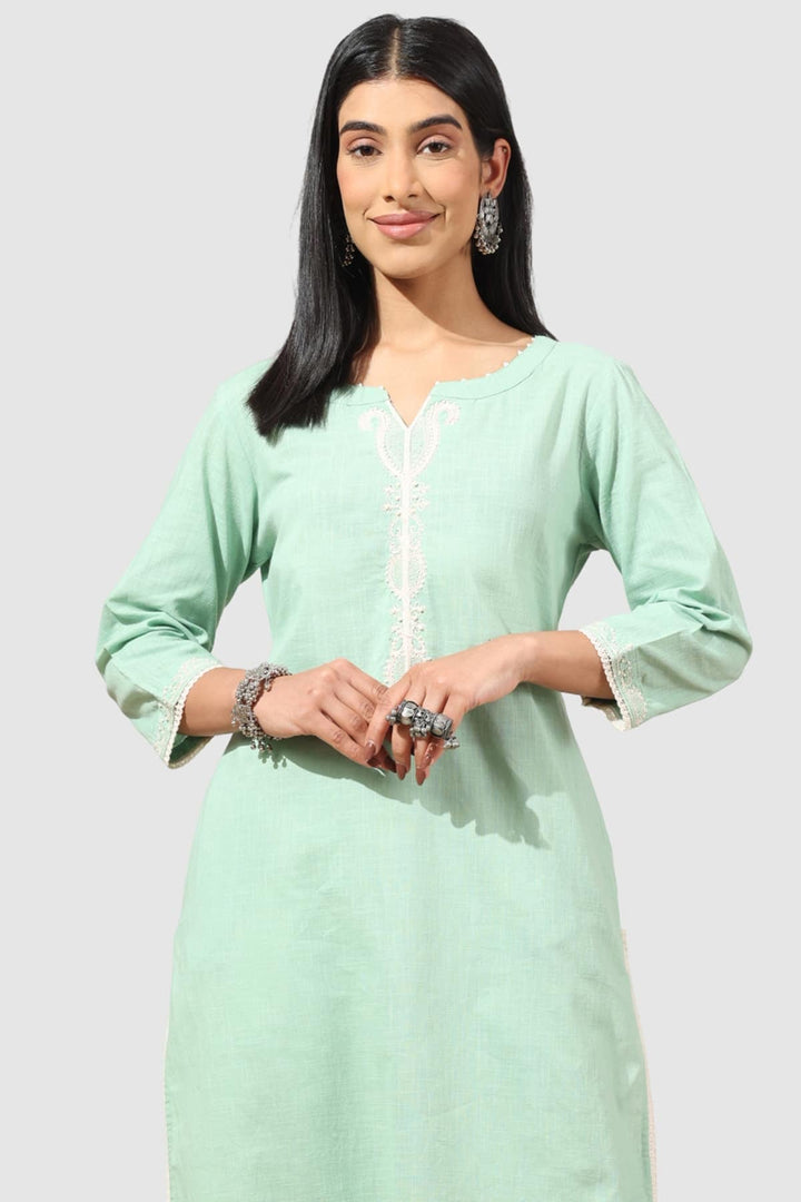 Green Embroidered Cotton Slub Kurti with Round Neck &amp; 3/4th Sleeves