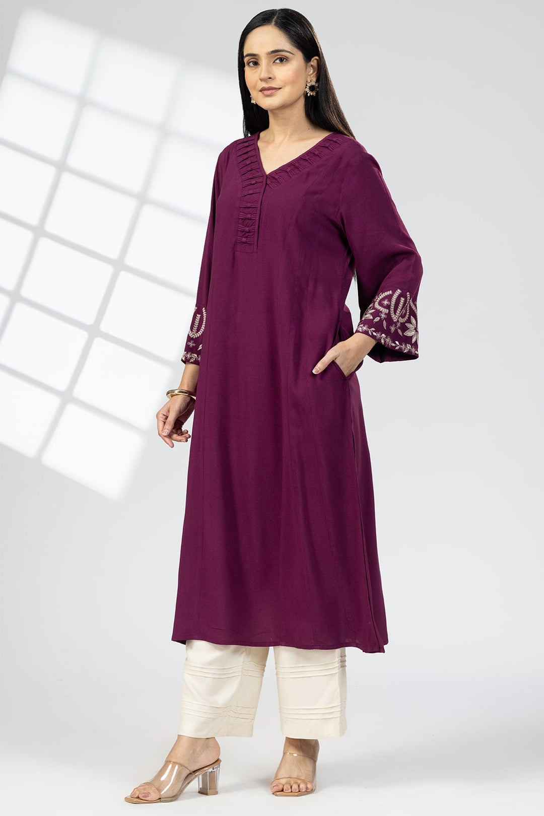 Purple Embroidered Rayon Kurti with V Neck &amp; 3/4 Sleeves