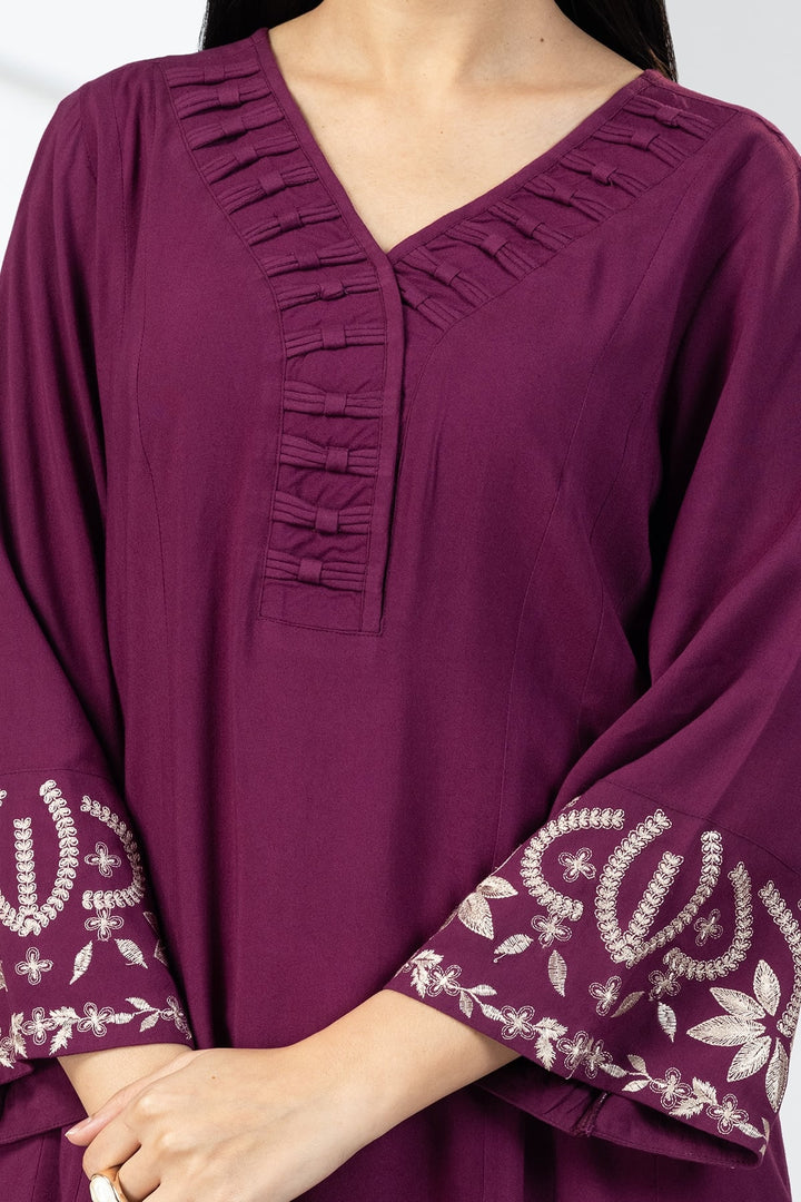 Purple Embroidered Rayon Kurti with V Neck &amp; 3/4 Sleeves