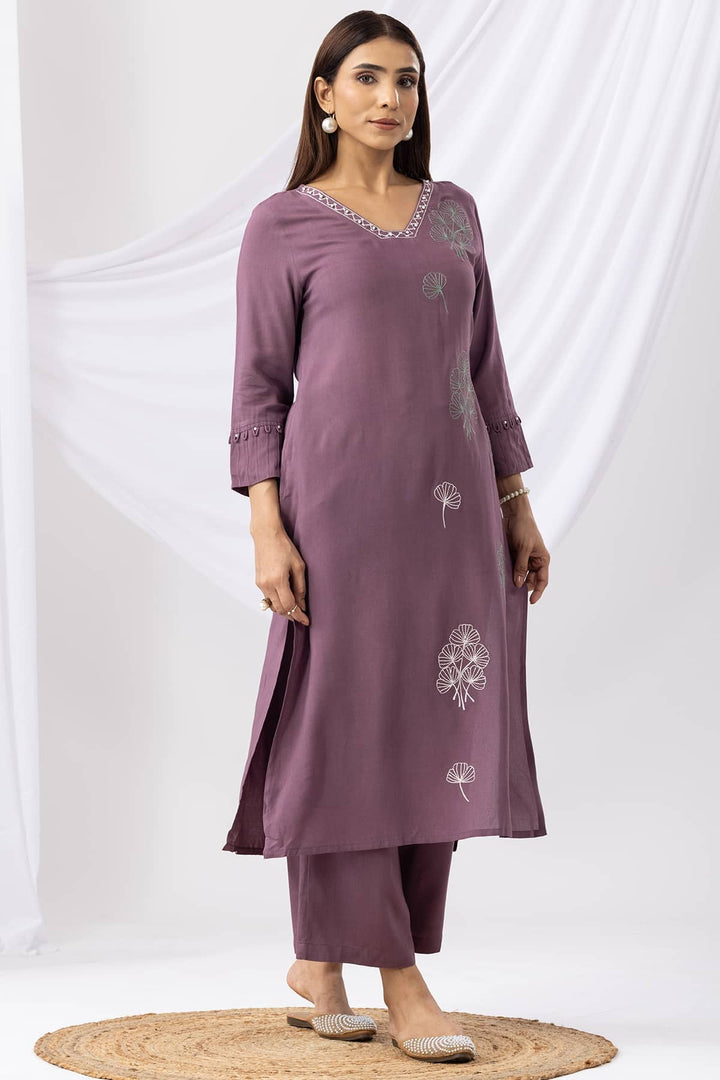 Lavender V Neck Kurta Set For Women