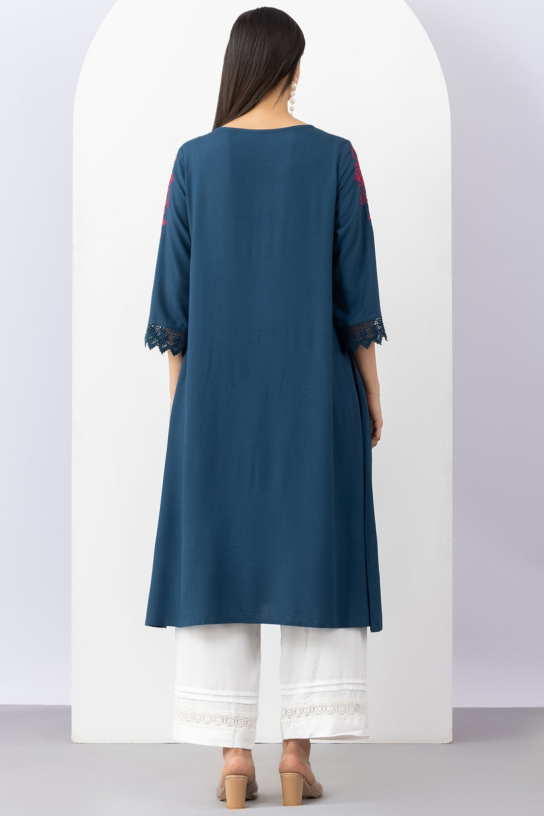 Teal Viscose Embroidered Kurti with Round Neck &amp; 3/4 Sleeves