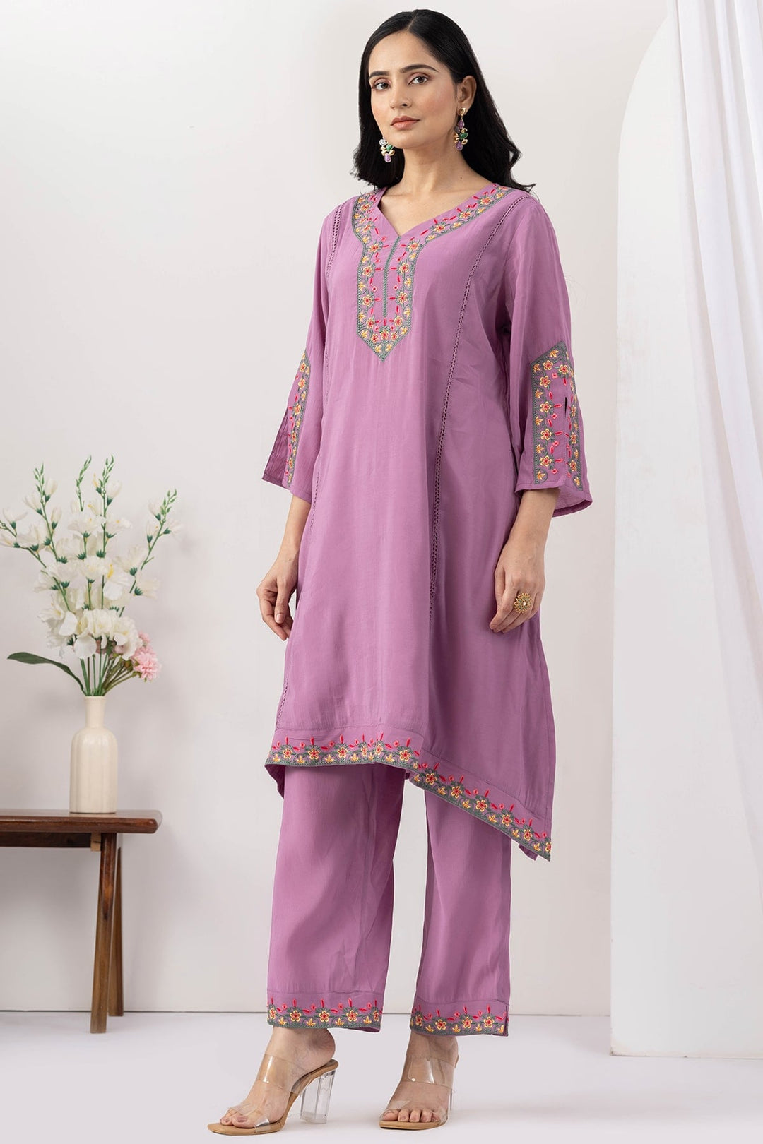 purple kurta set for women Chanderi viscose embroidered V neck 3/4 sleeves