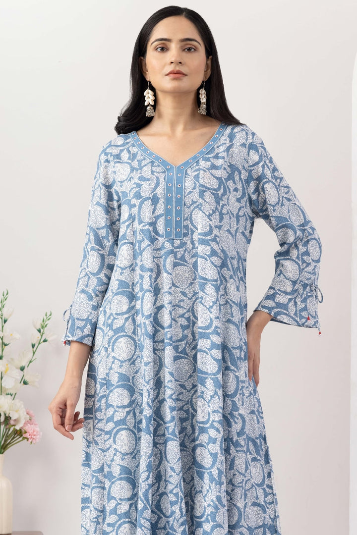 Blue Printed Viscose Slub Kurti with V Neck &amp; 3/4 Sleeves