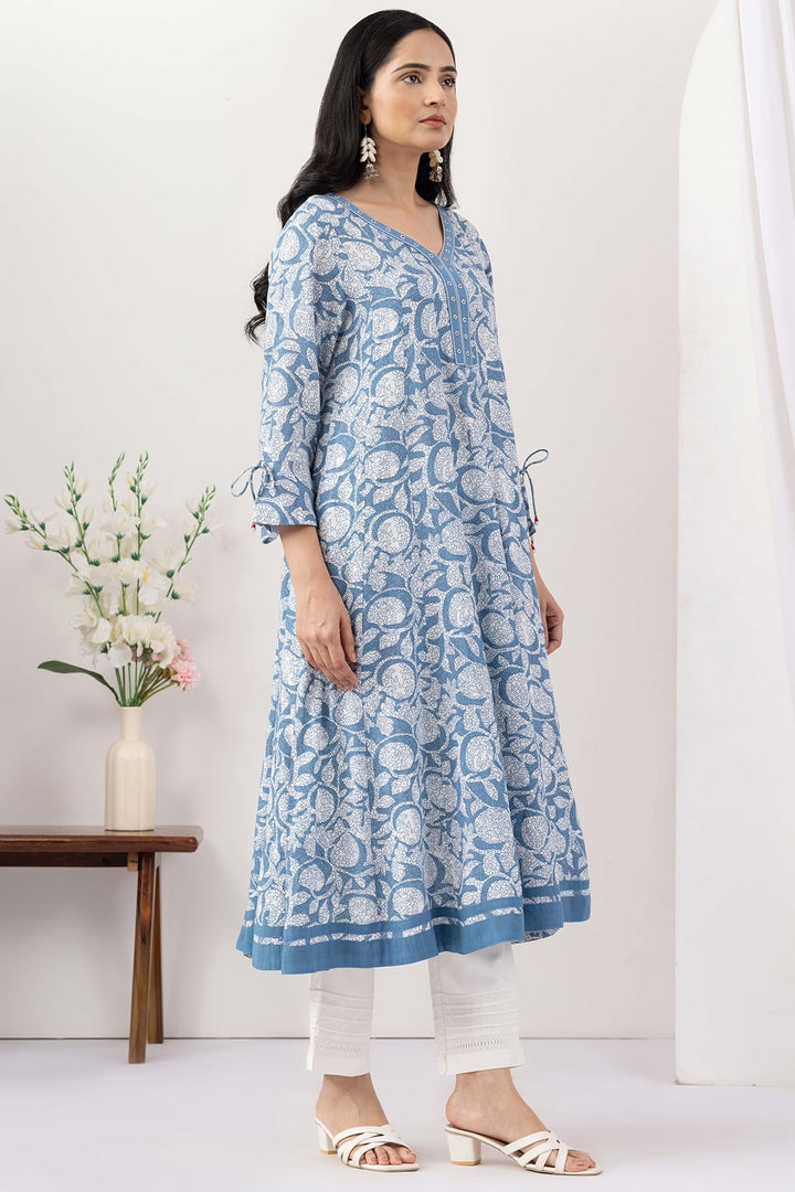 Blue Printed Viscose Slub Kurti with V Neck &amp; 3/4 Sleeves