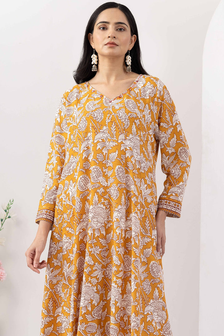 Mustard Printed Viscose Slub V Neck Kurti with 3/4 Sleeves