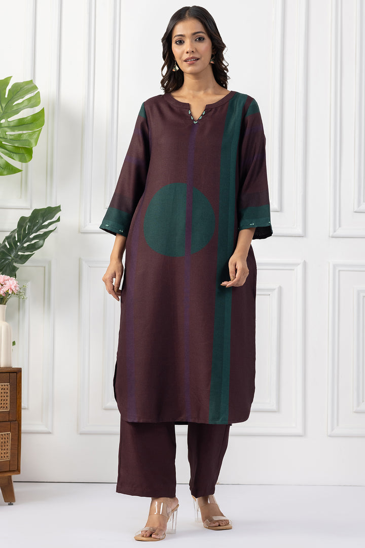 Plum printed pashmina winter kurta for women with round neck and 3/4 sleeves