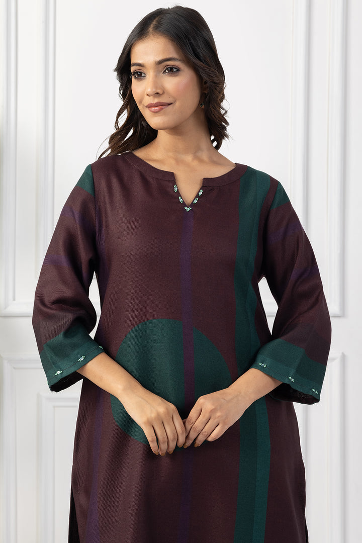Plum printed pashmina winter kurta for women with round neck and 3/4 sleeves