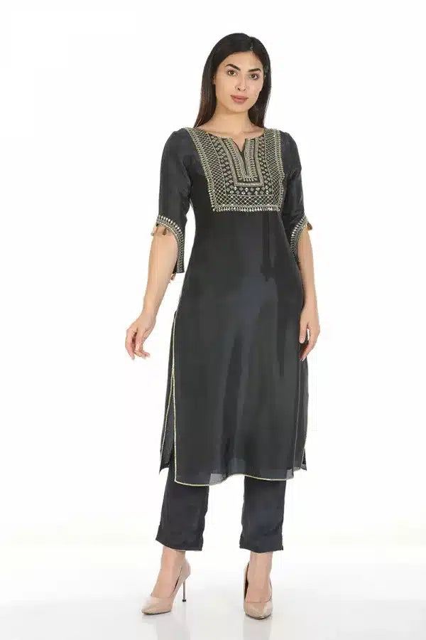 Grey Solid Ensemble Straight Pant