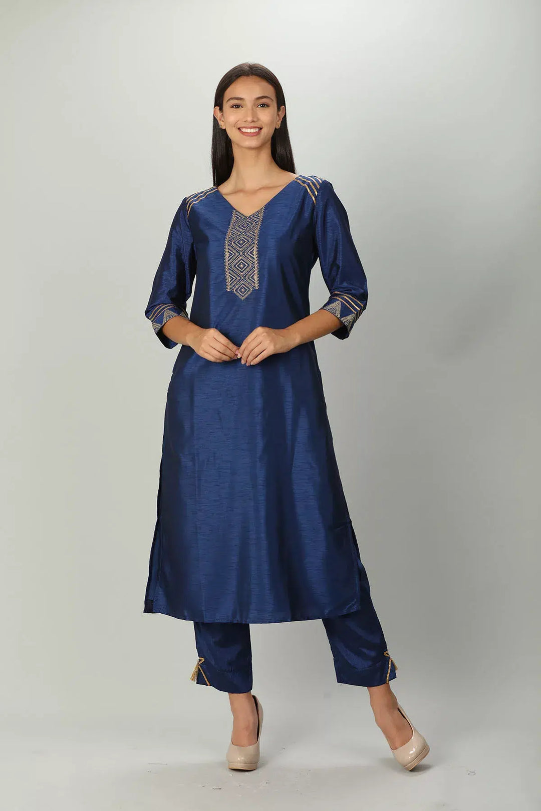 Blue silk Aline Embrioder ENSEMBLE kurti