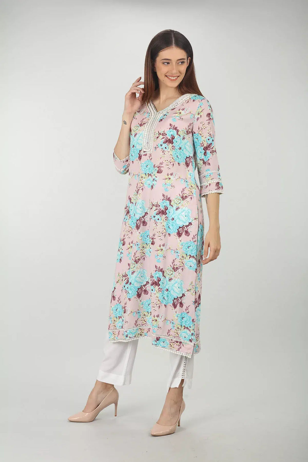 Pink Floral Printed V-Neck Kurta
