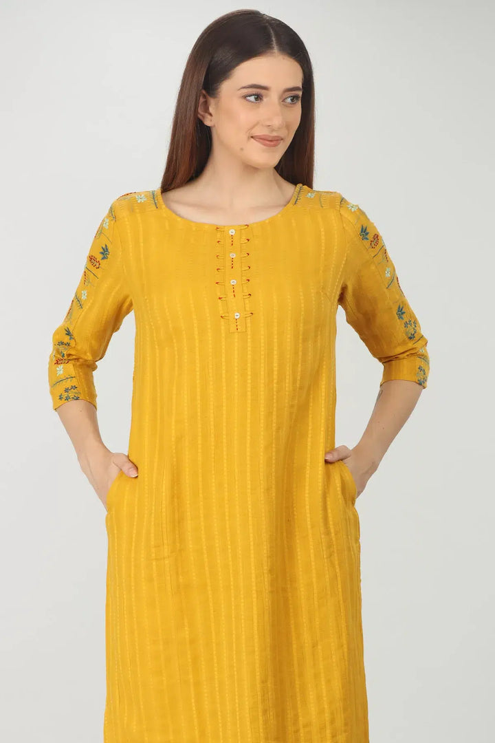 Embroidered Textured Yellow Kurta