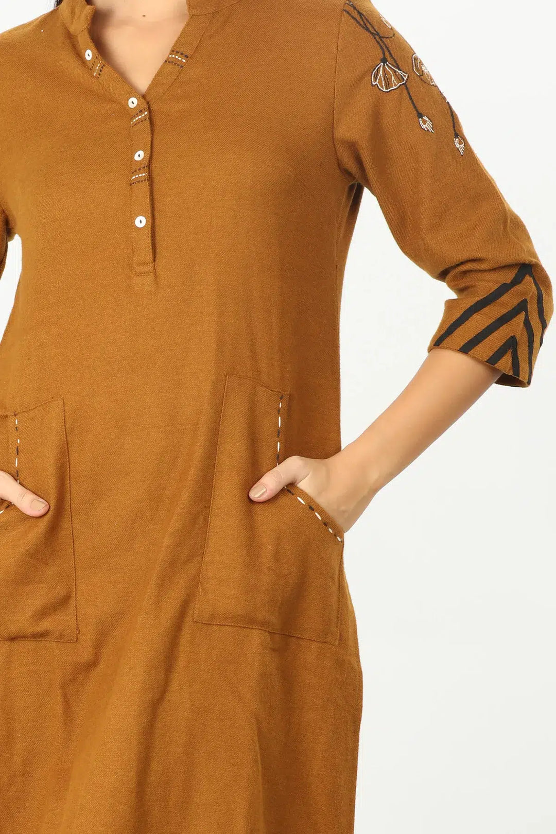 Solid kurti with round neck ( Pockets)