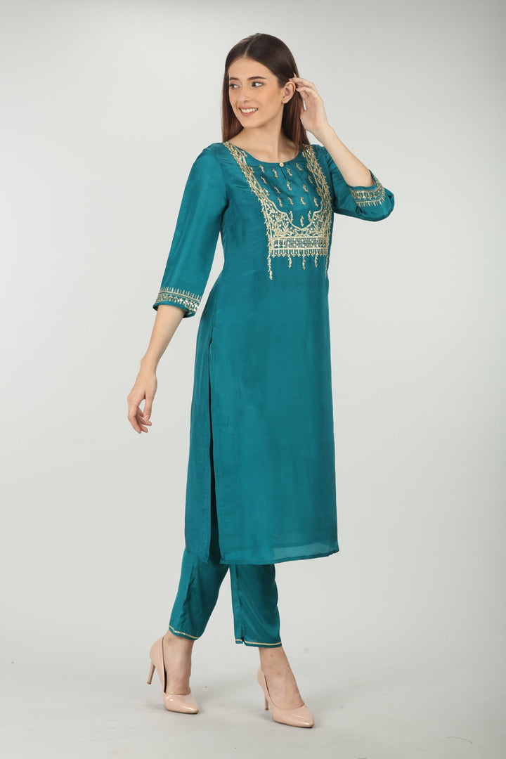 Blue Embellished Round Neck Kurti