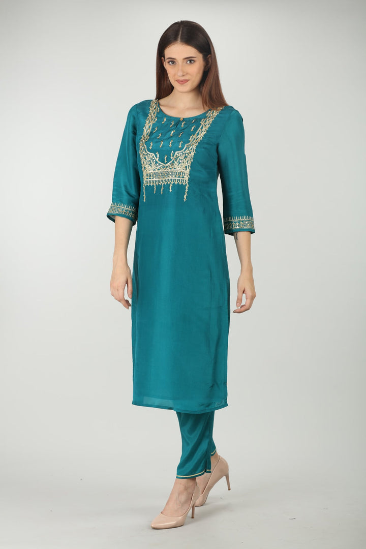 Blue Embellished Round Neck Kurti