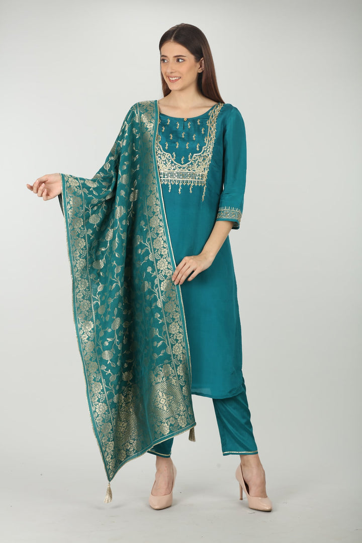 Blue Embellished Round Neck Kurti