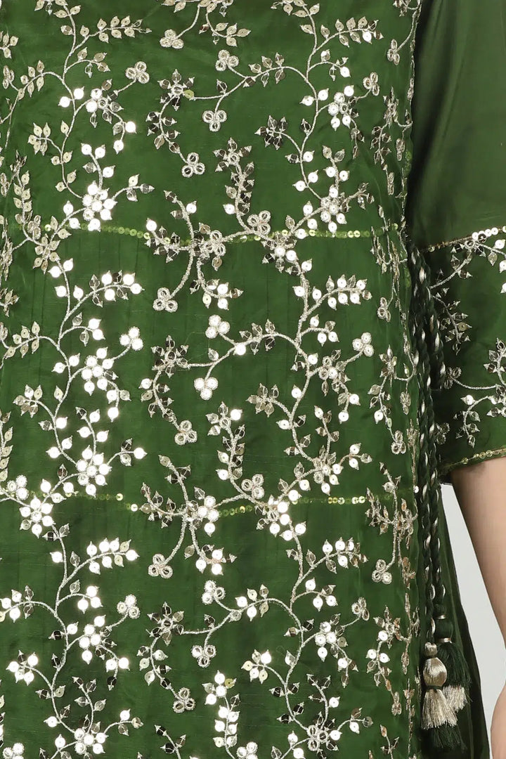 Green Embroidered kurti with round neck
