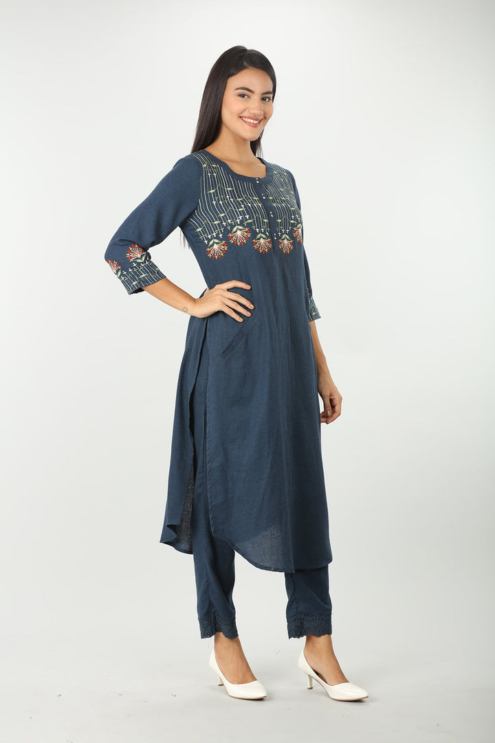 Blue embroidery kurti (with pockets)