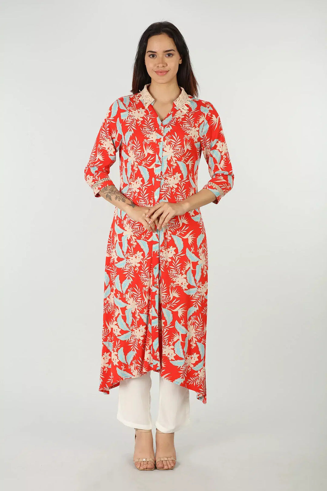 Red tropical floral print with collared neck