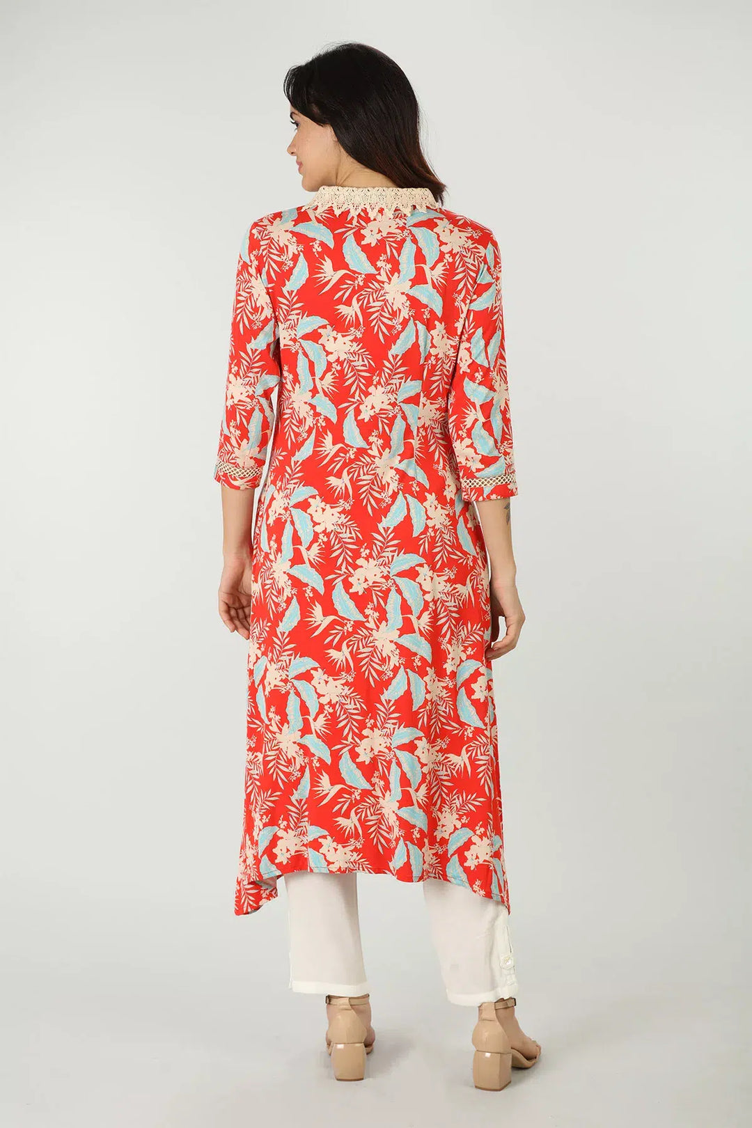 Red tropical floral print with collared neck