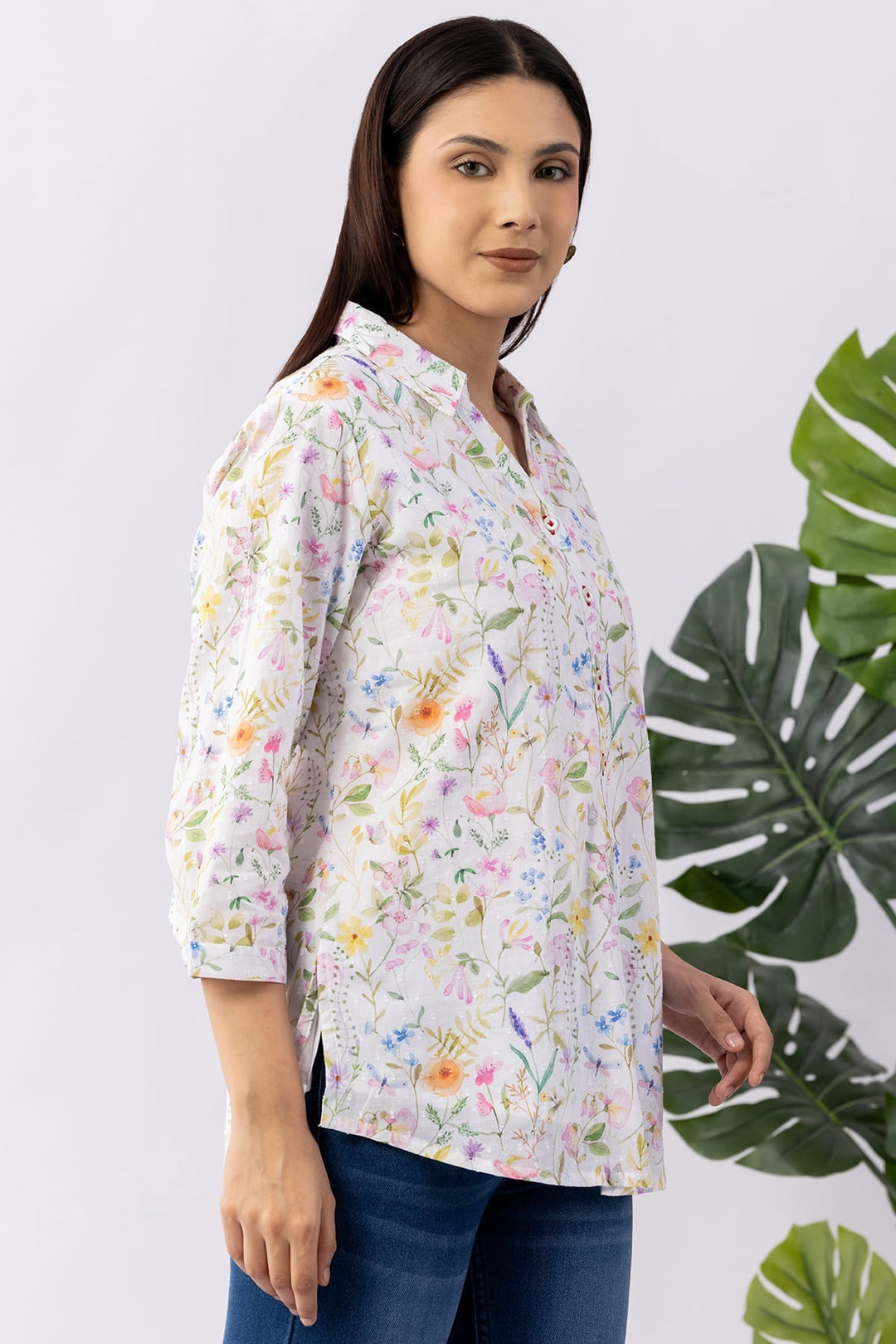 Printed White Cotton Shirt with Collared Neck &amp; 3/4 Sleeves