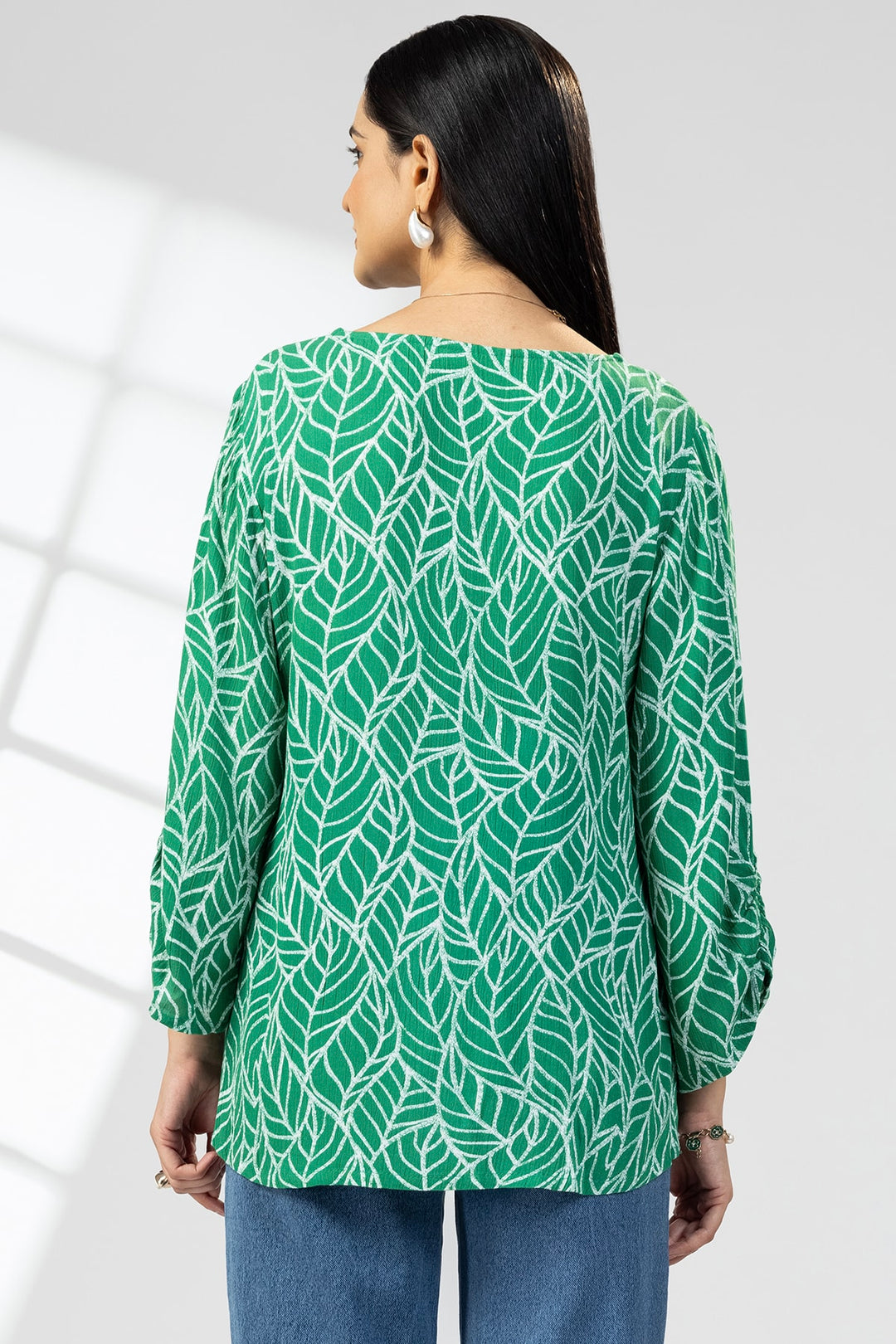 Green Printed Rayon Crepe Casual Top with V-Neck