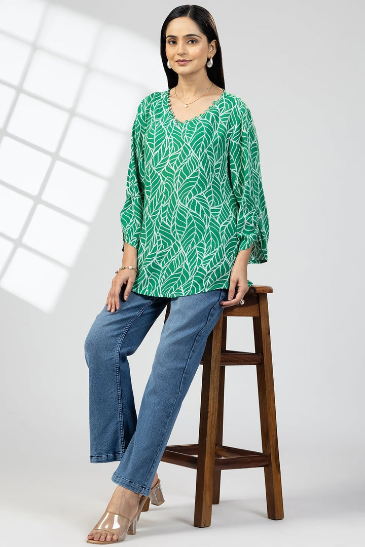 Green Printed Rayon Crepe Casual Top with V-Neck